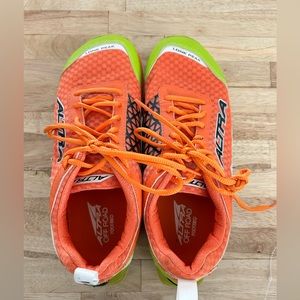 Altra Lone Peak Women's Size 9.5 Orange Trail Running Zero Z Drop a2353-1-080